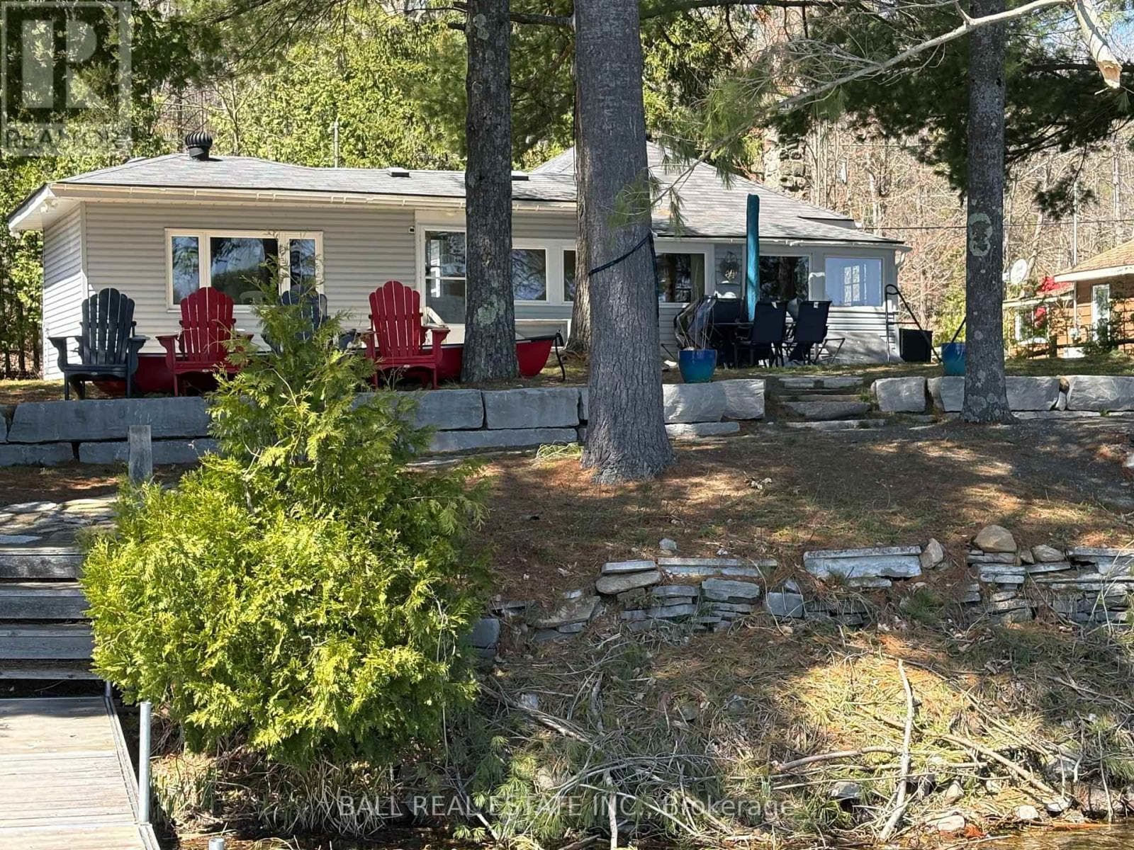2077 WHITE LAKE ROAD W in