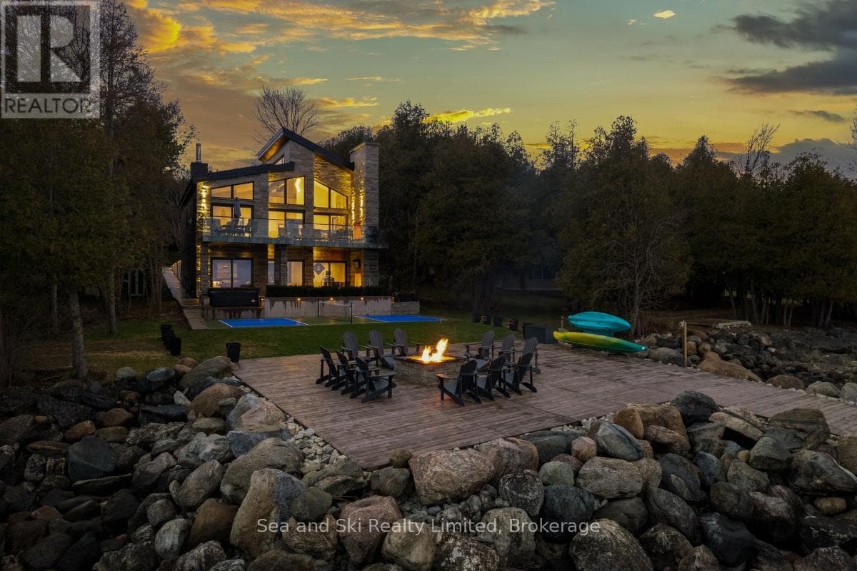 138 GEORGIAN BEACH LANE in