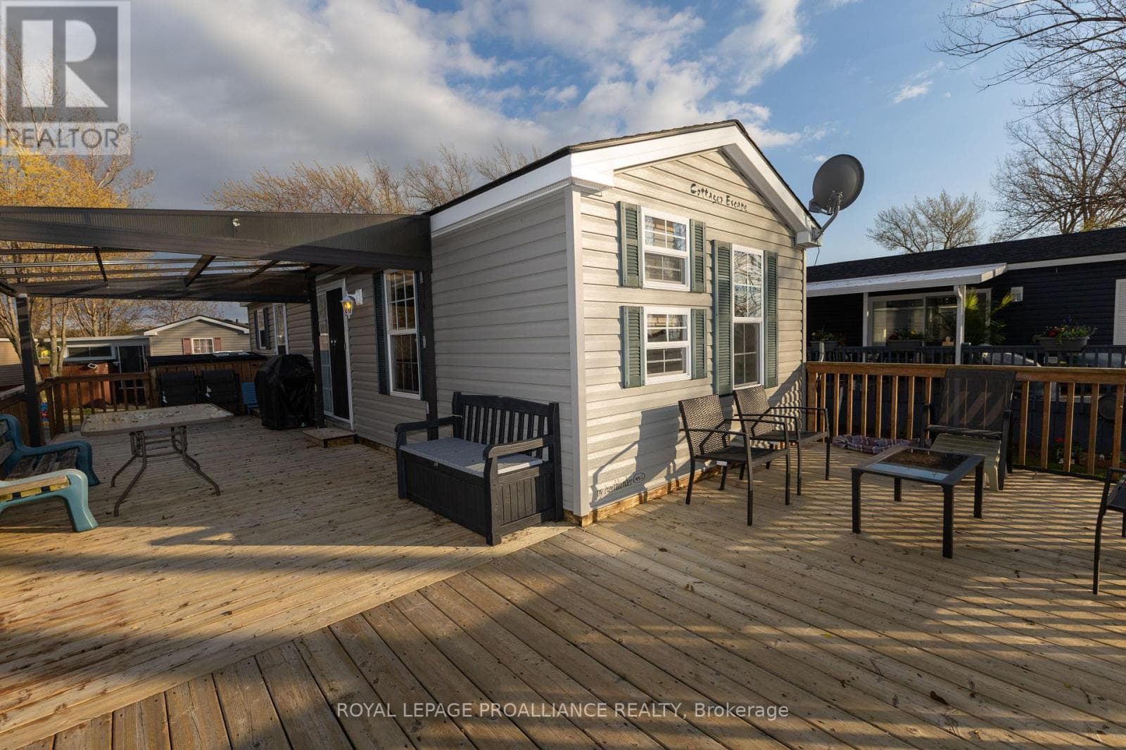 486 COUNTY ROAD 18- 104 CHERRY BEACH LANE in