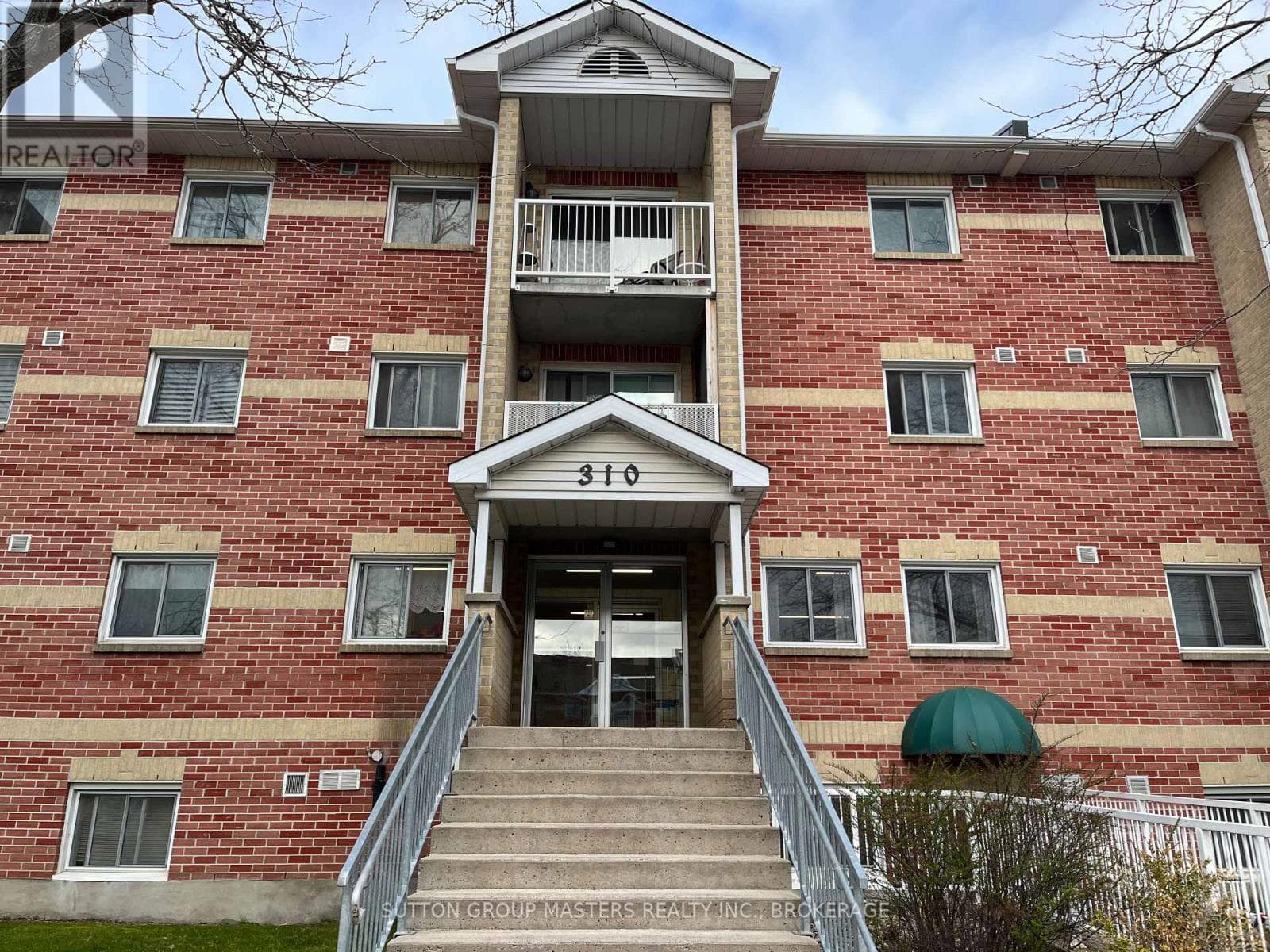 208 - 310 KINGSDALE AVENUE in Gardiners / Meadowbrook