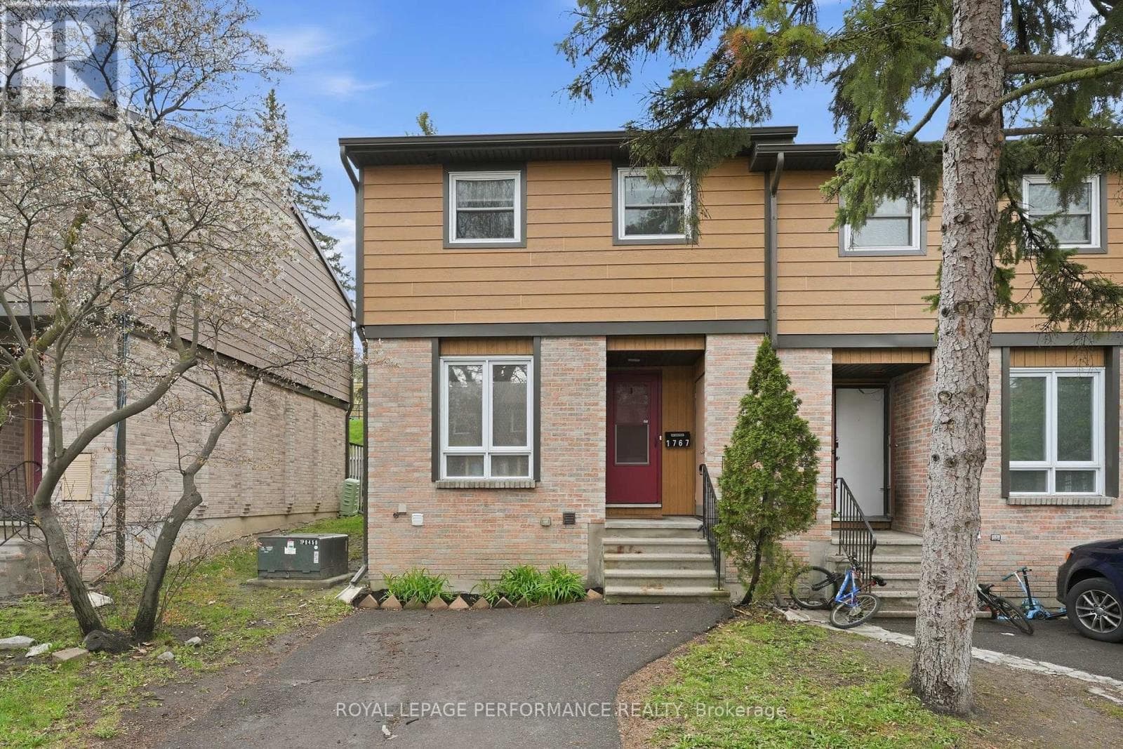 1767 TRAPPIST LANE in CONVENT GLEN - ORLEANS WOODS