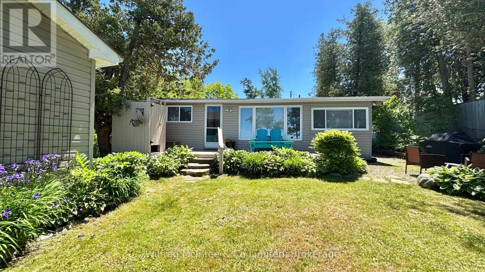 537 BRUCE ROAD 13 ROAD in