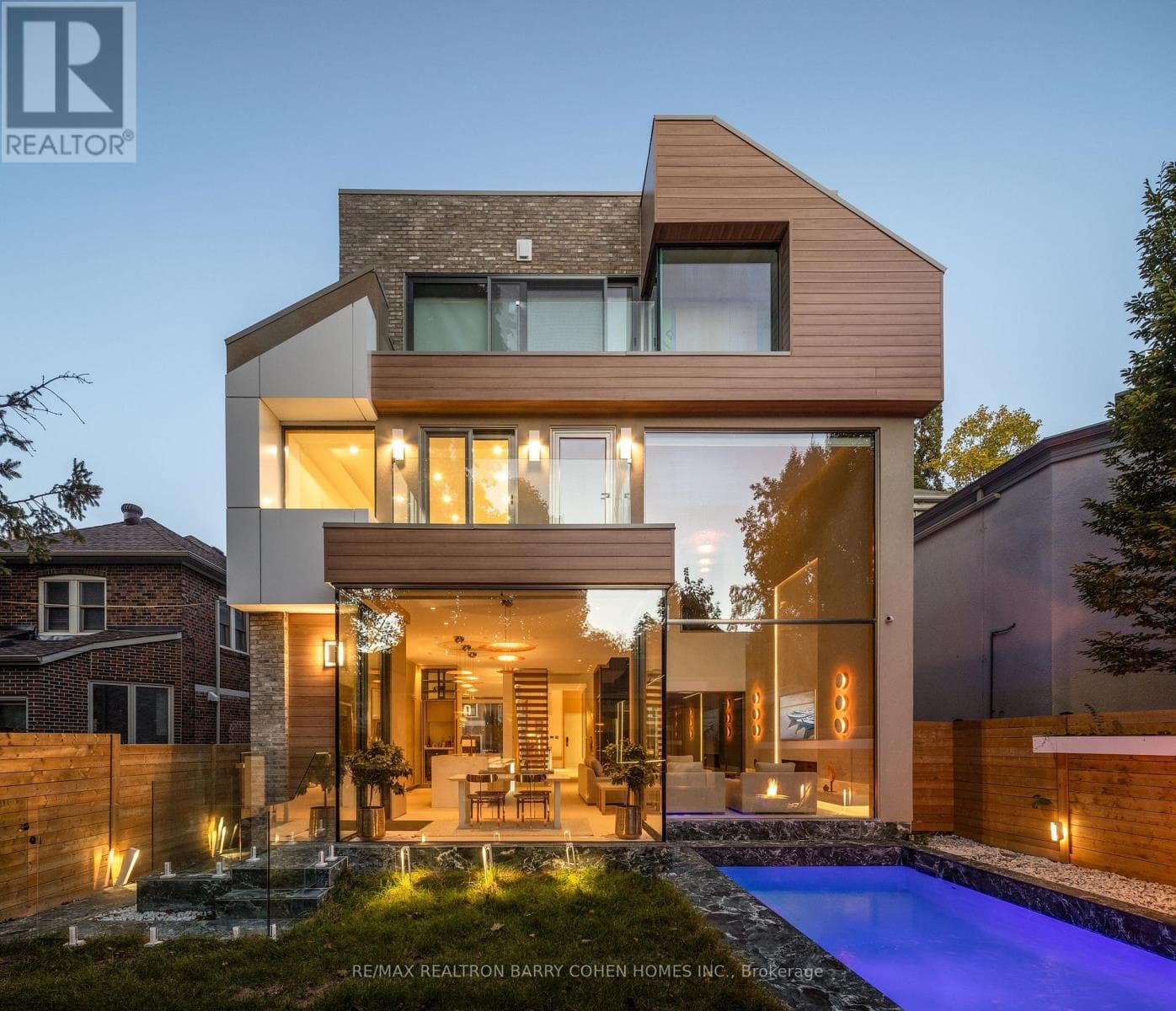 210 GLENAYR ROAD in Forest Hill South