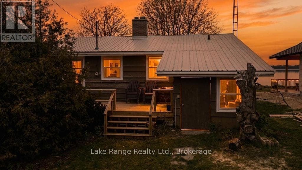 805 LEONARD COURT in
