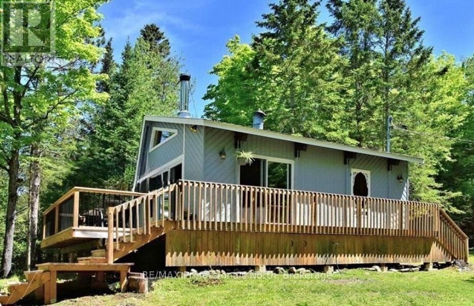 1422 AVERY LANE in