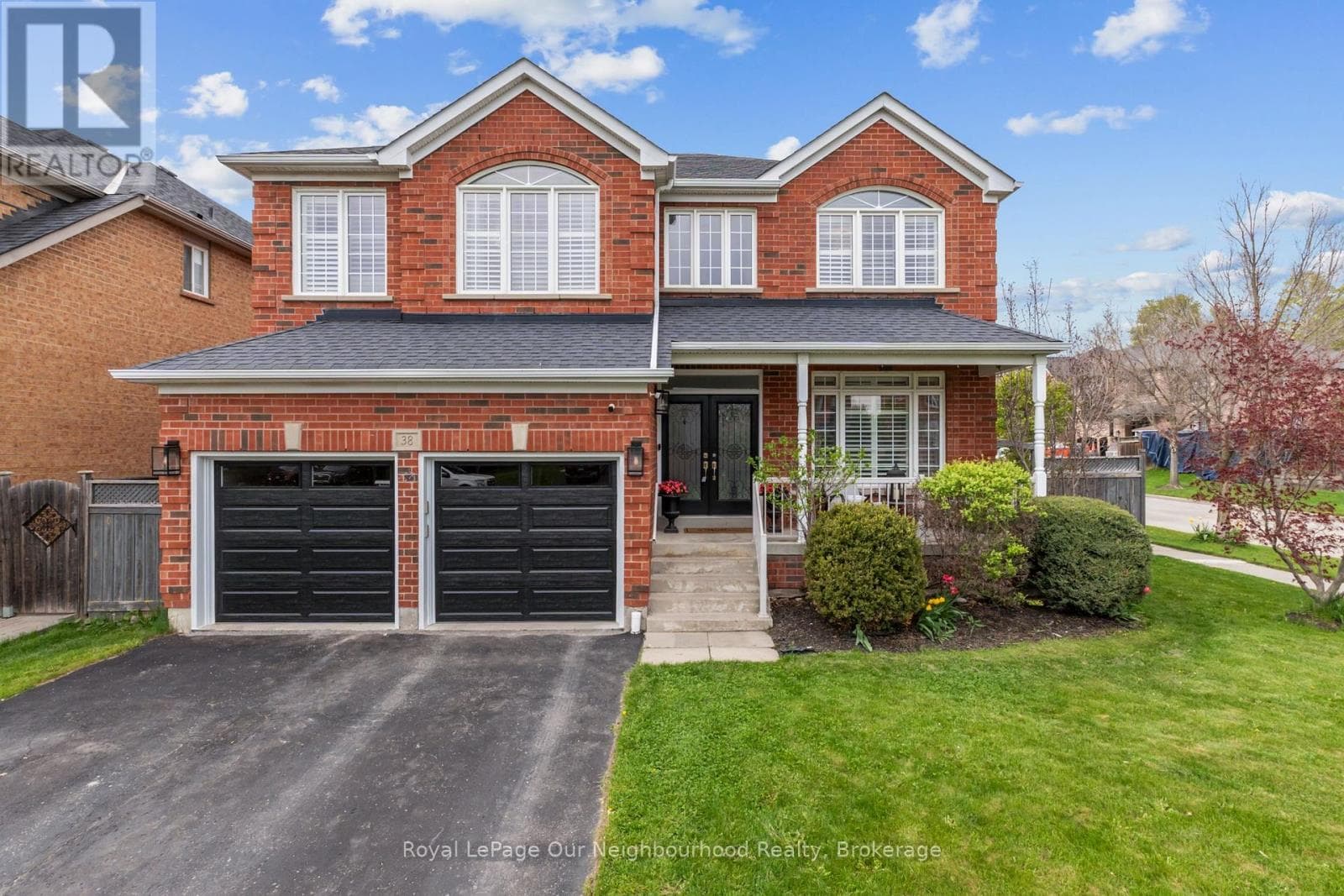 38 VINEYARD AVENUE in