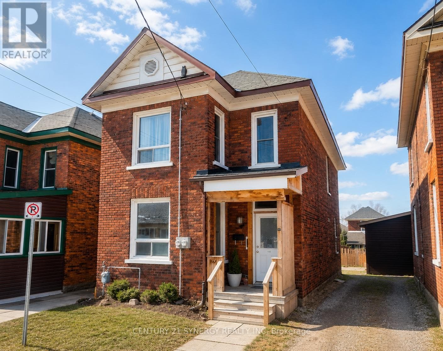 164 CHAMBERS STREET in