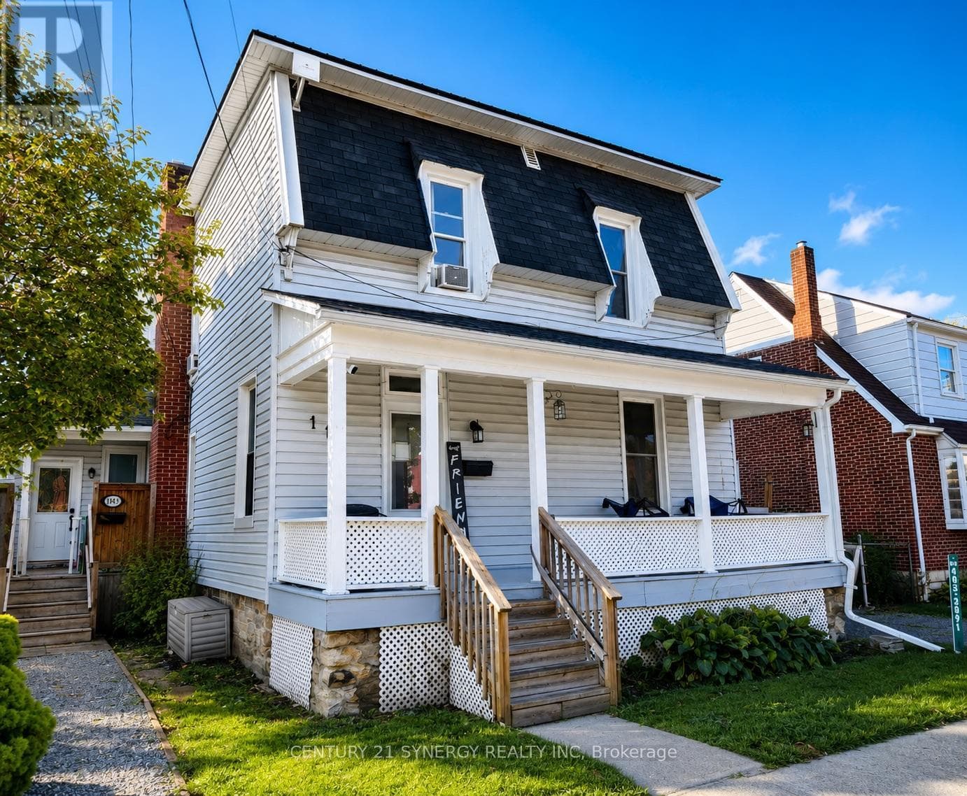 114 MAIN STREET E in