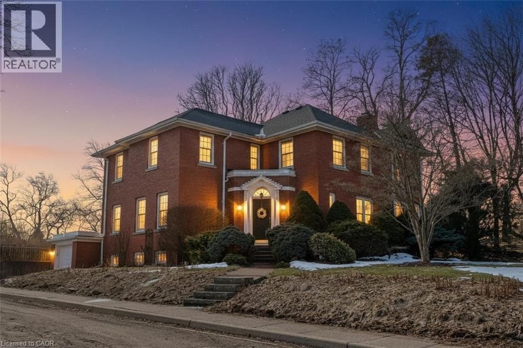 286 UNION STREET in