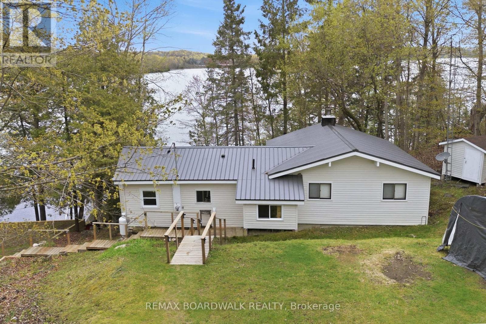1091 BIG CLEAR LANE in
