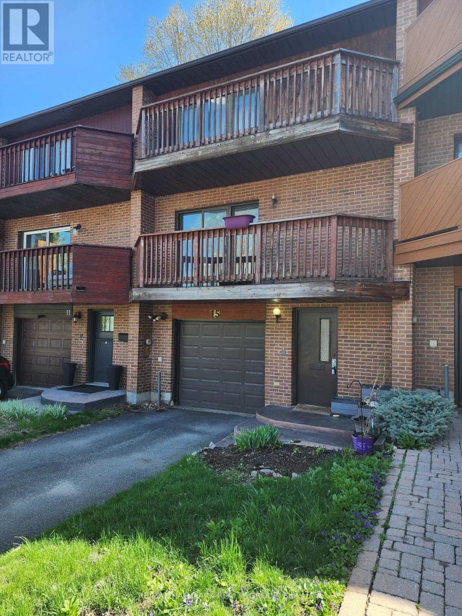 15 BIRCHDALE AVENUE in BRITANNIA