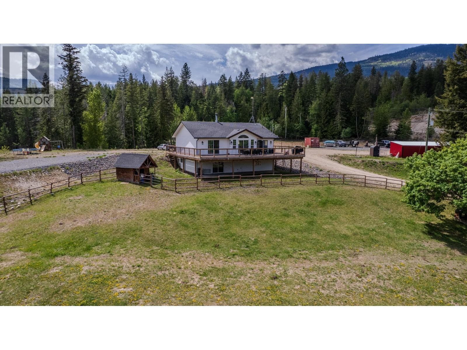 2086 YANKEE FLATS ROAD in