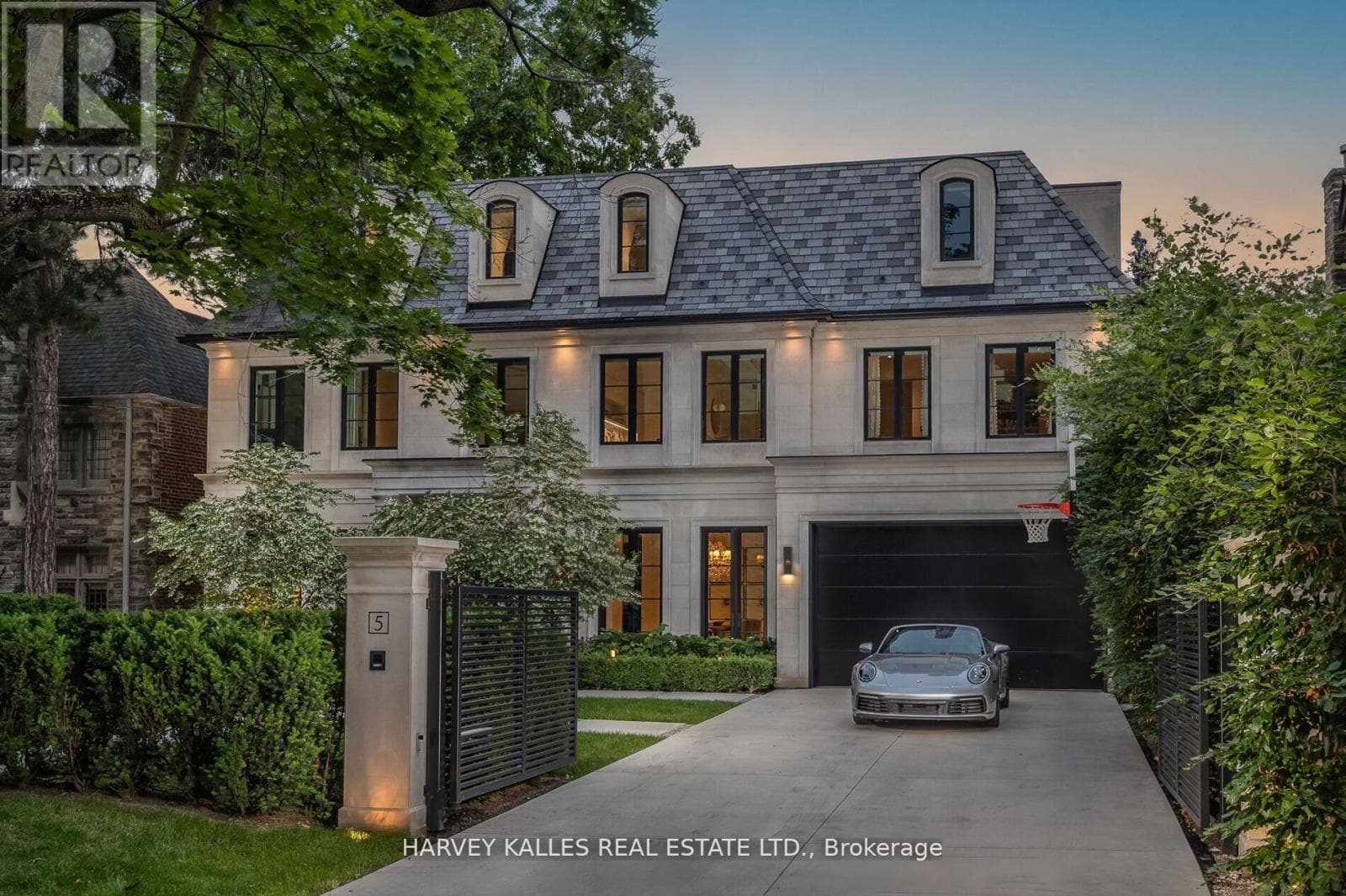5 DEWBOURNE AVENUE in Forest Hill South