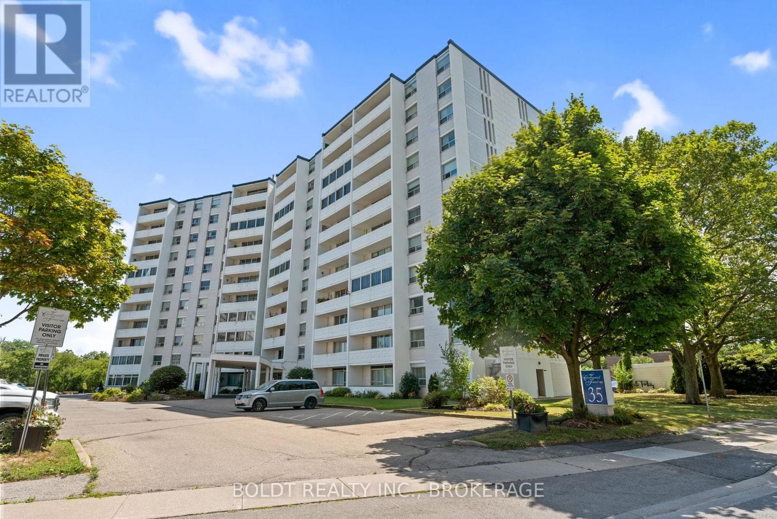 1008 - 35 TOWERING HEIGHTS BOULEVARD in