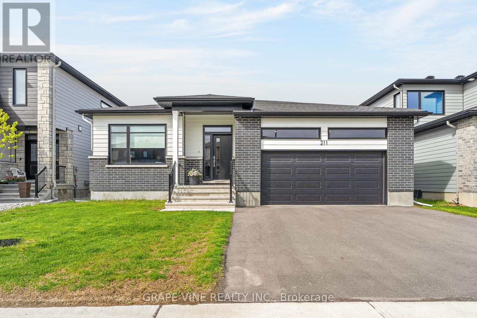 211 METRIC CIRCLE in STITTSVILLE EAST