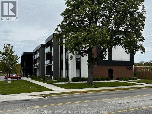 140 MAIN STREET East Unit# 203 in