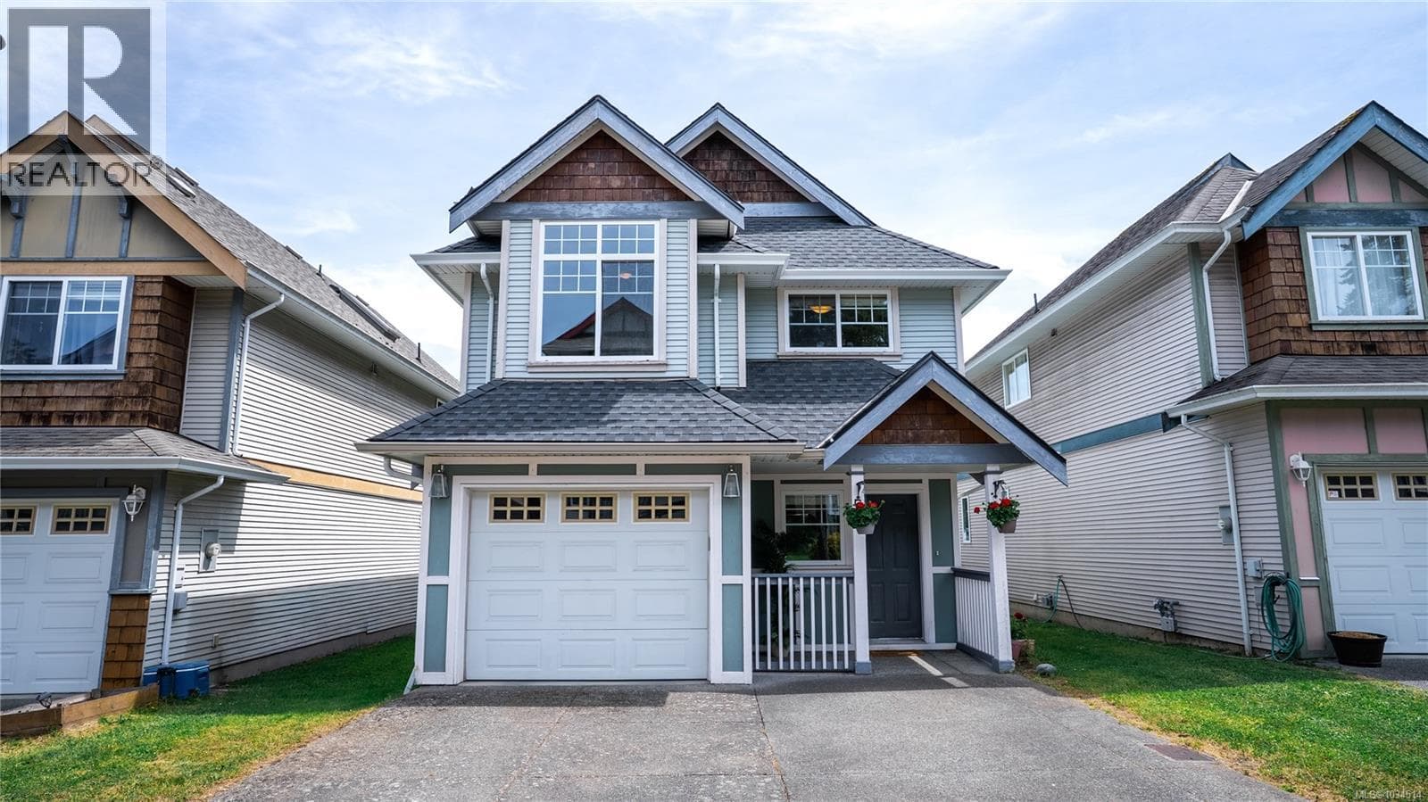 5 921 Colville Rd in