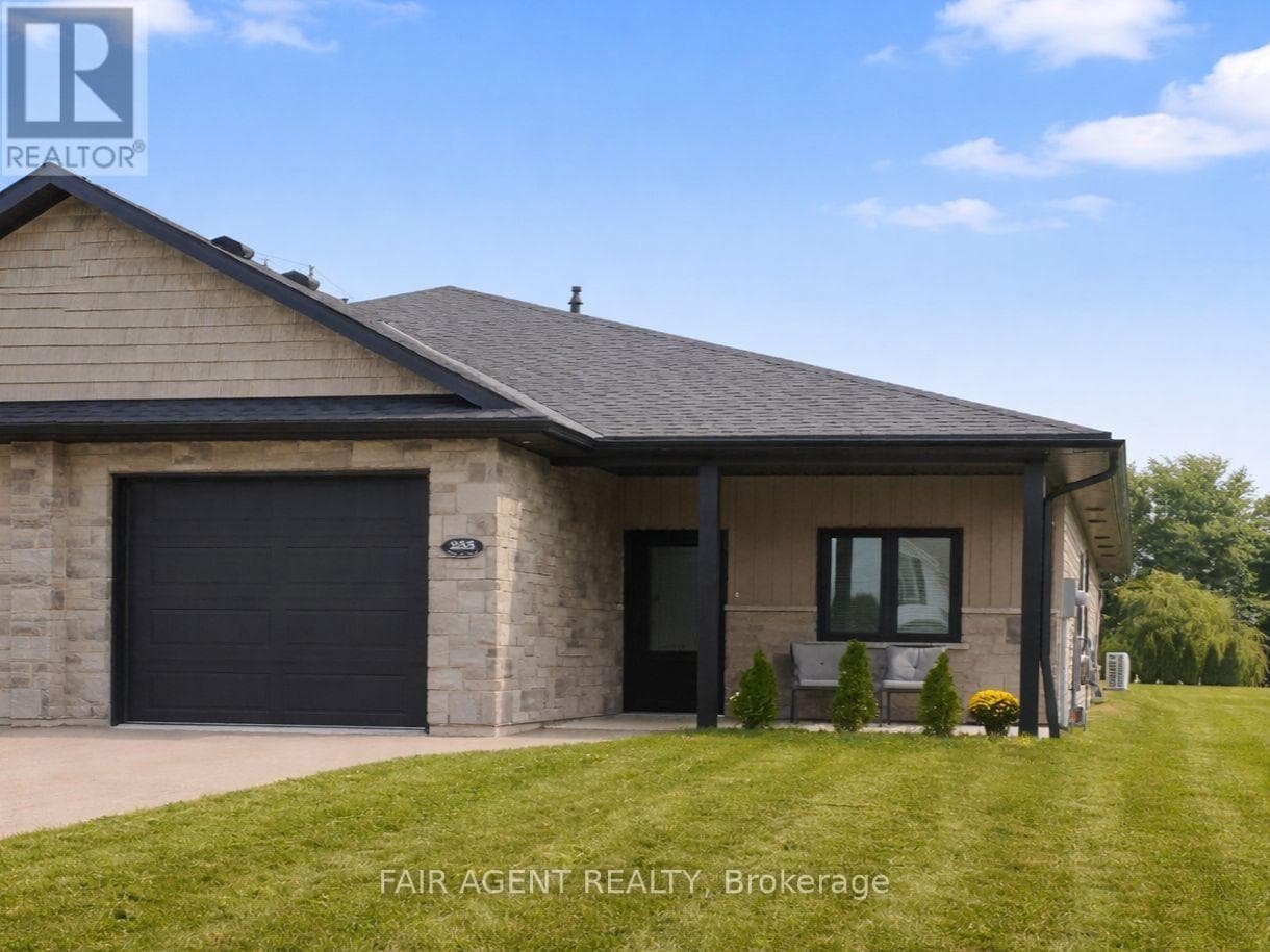 2 - 255 ALBERT STREET in