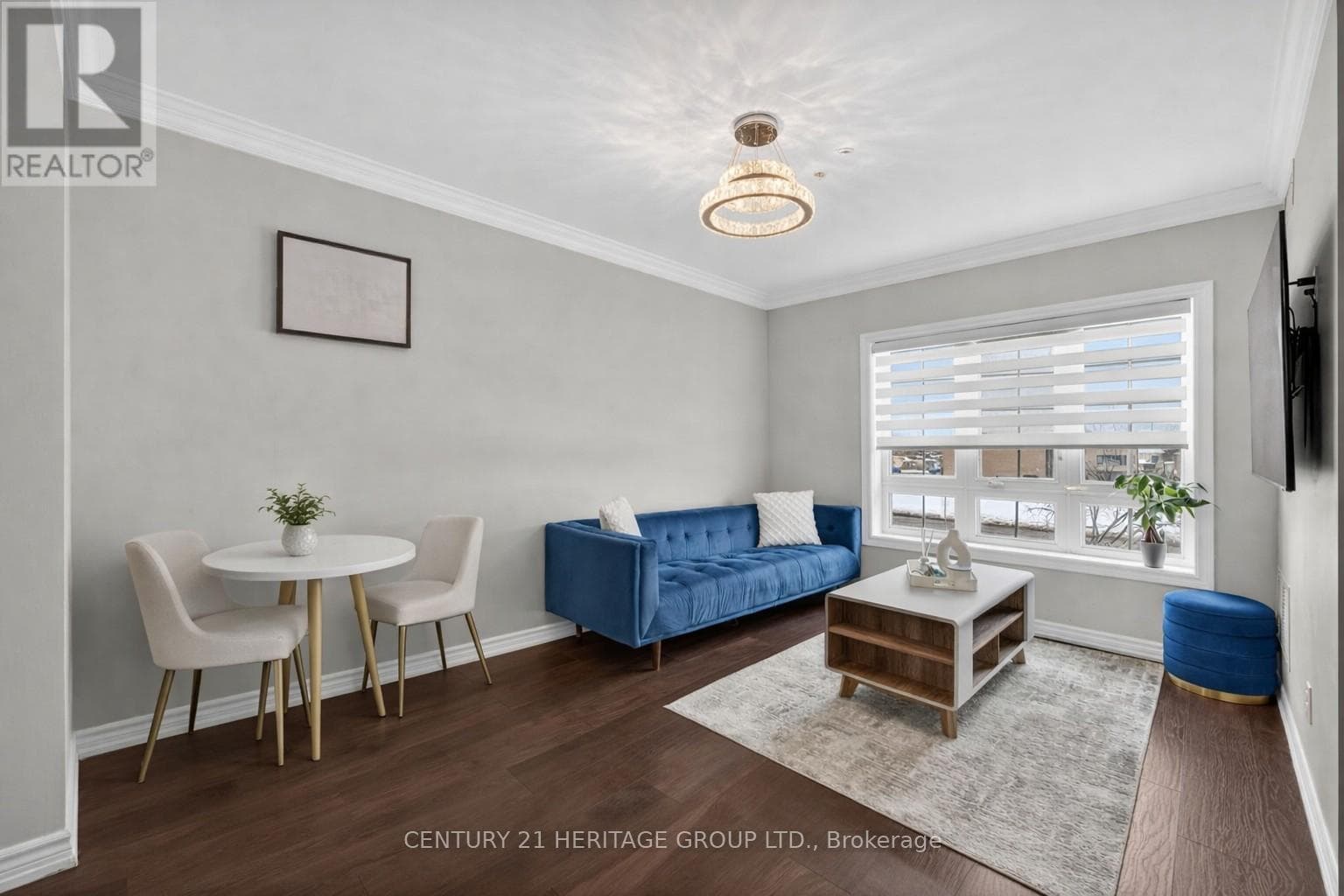 214 - 112 SIMCOE ROAD in