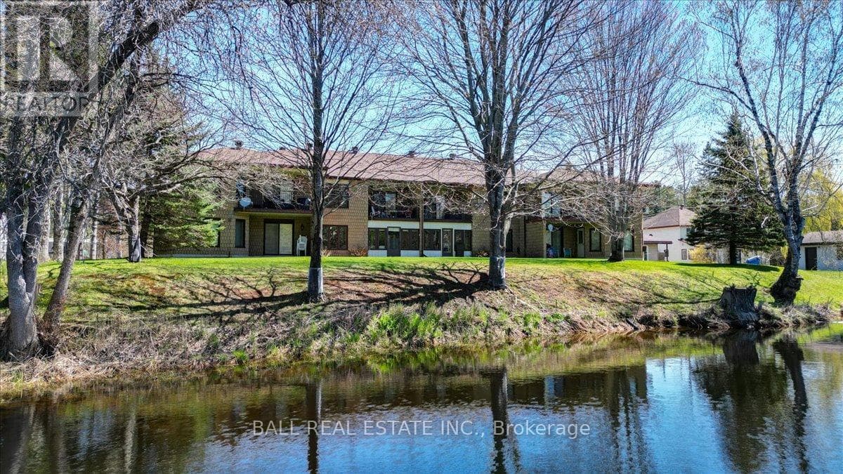 UNIT #202 - 16 ALICE STREET in