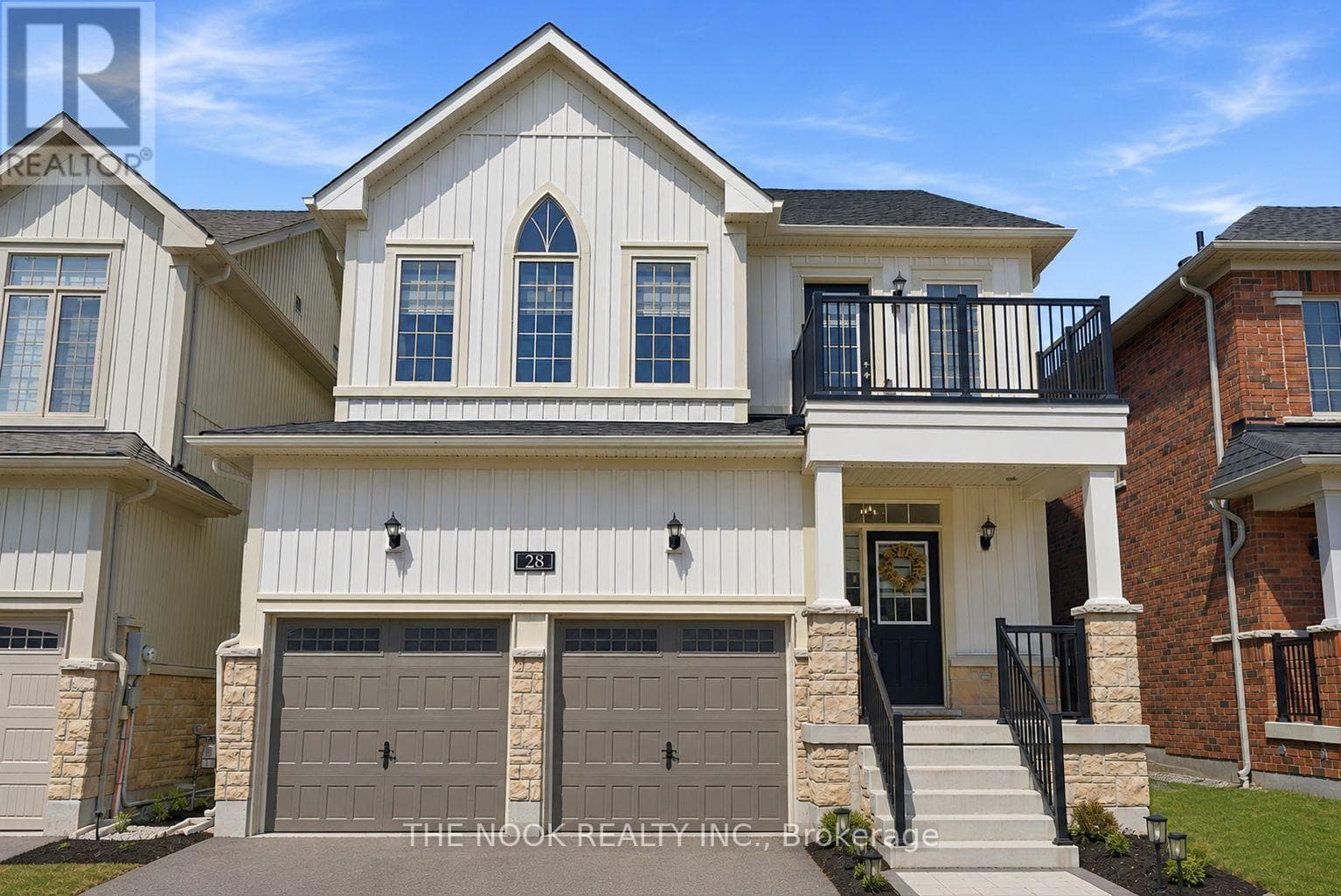 28 FERNRIDGE HEIGHTS in