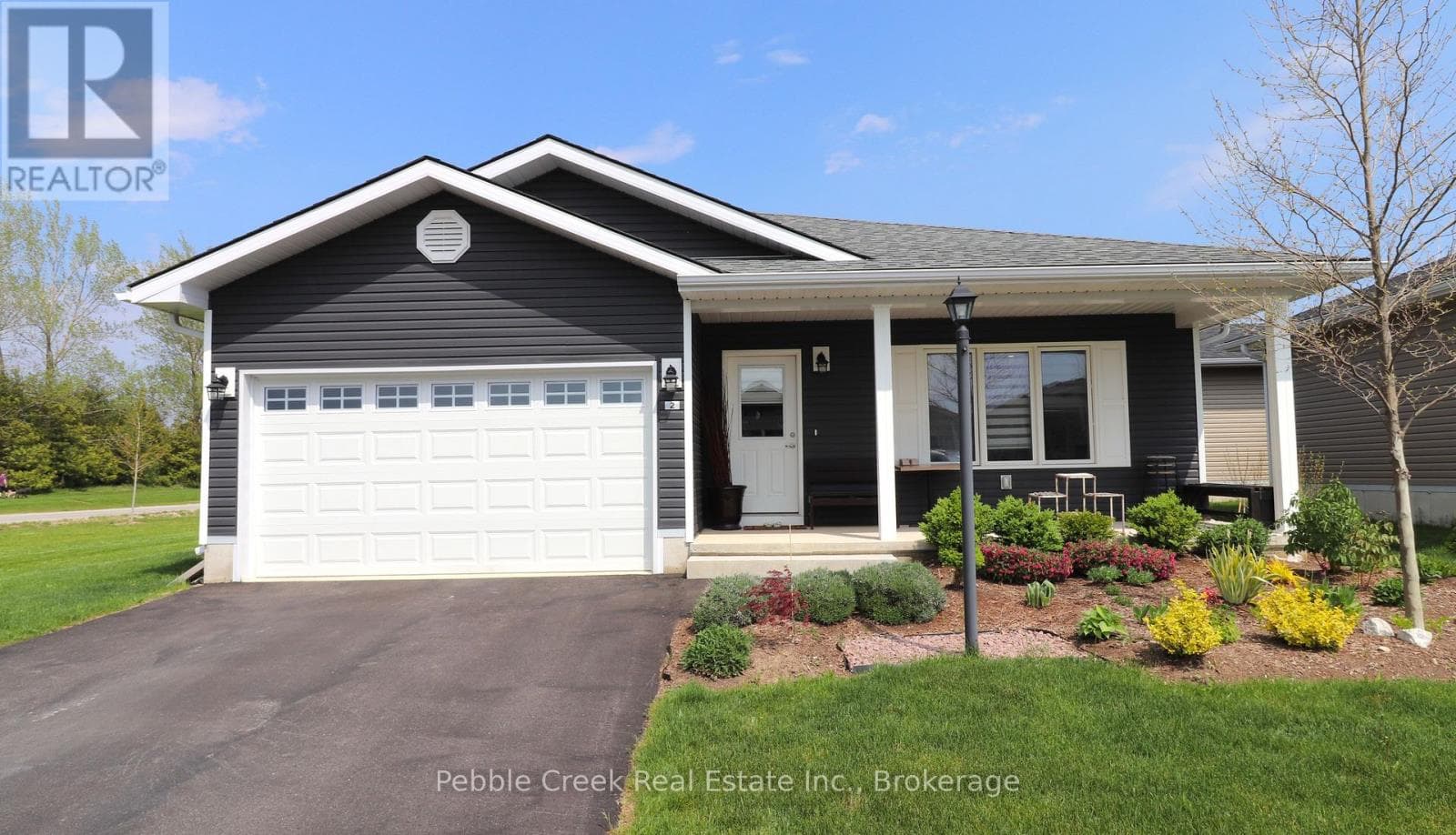 2 HIGHVIEW STREET in