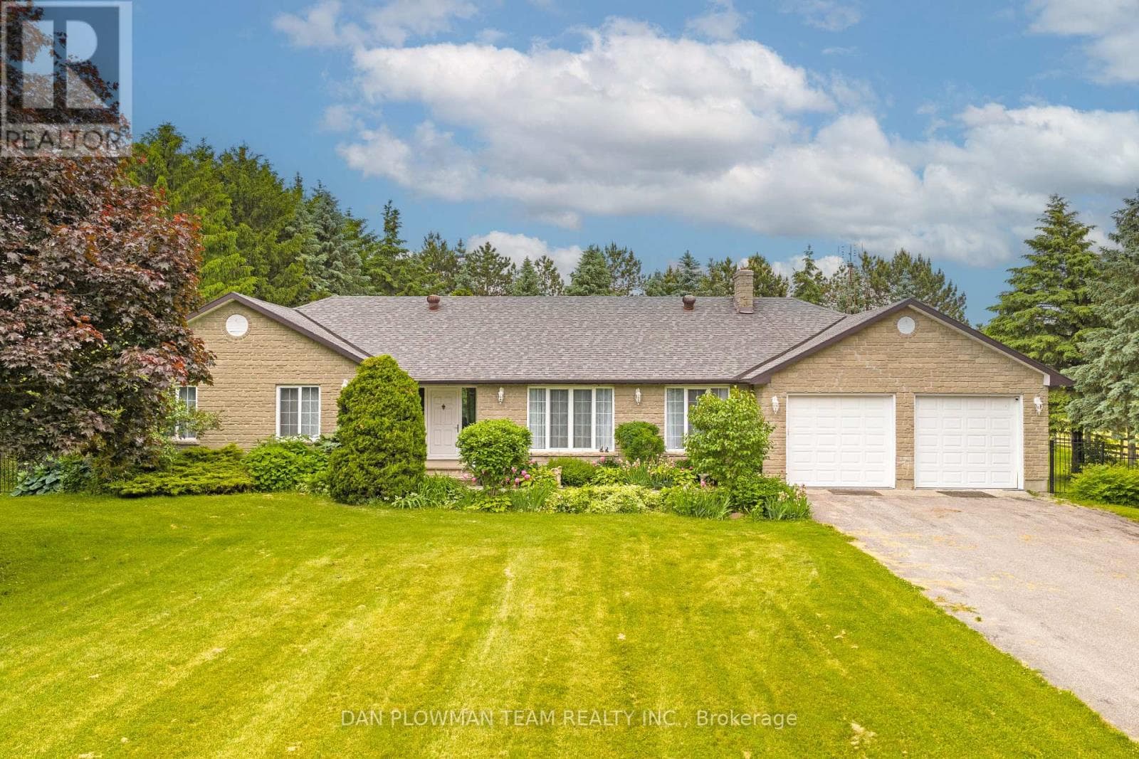 1902 CONCESSION ROAD 9 in