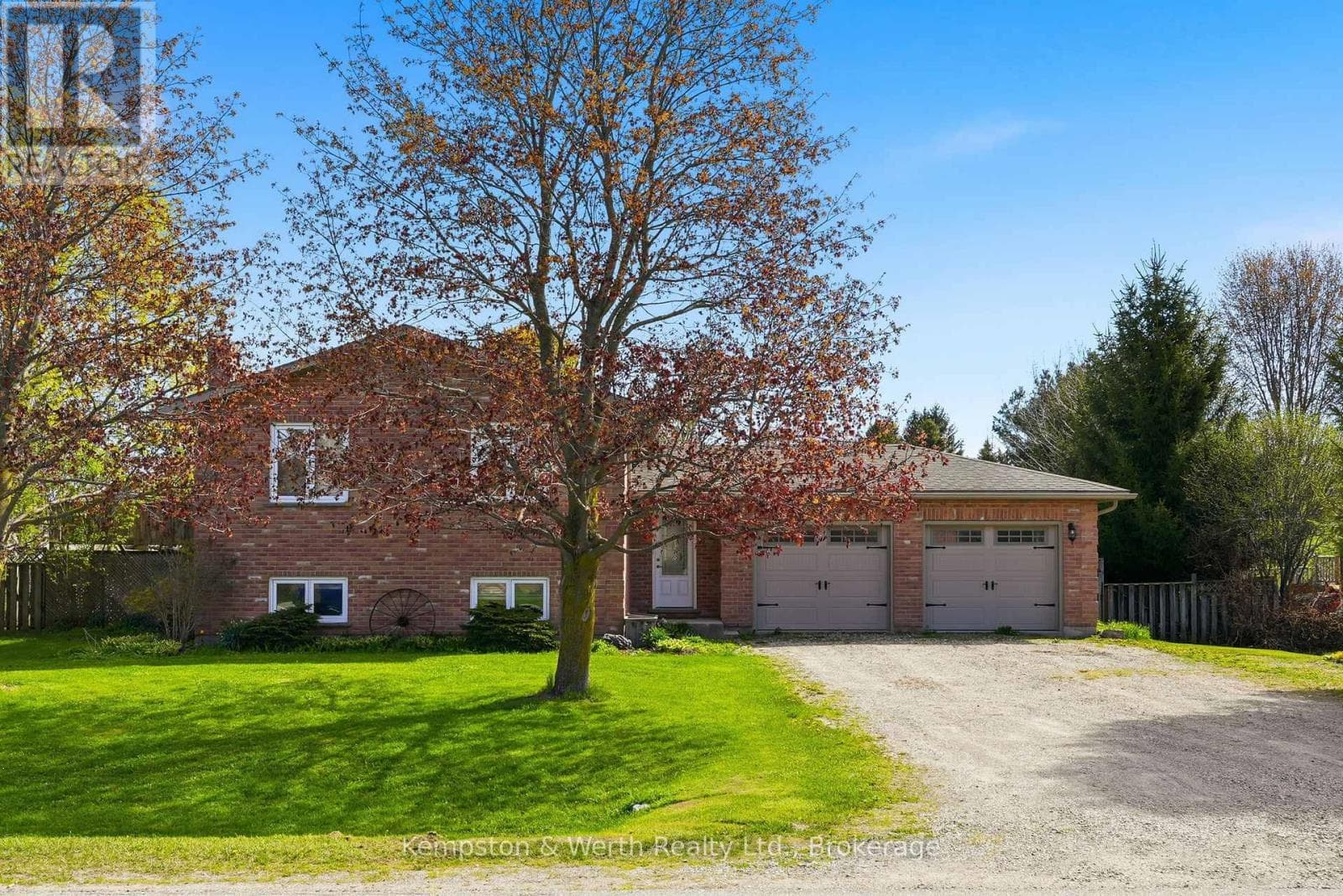 24 JORDAN DRIVE in