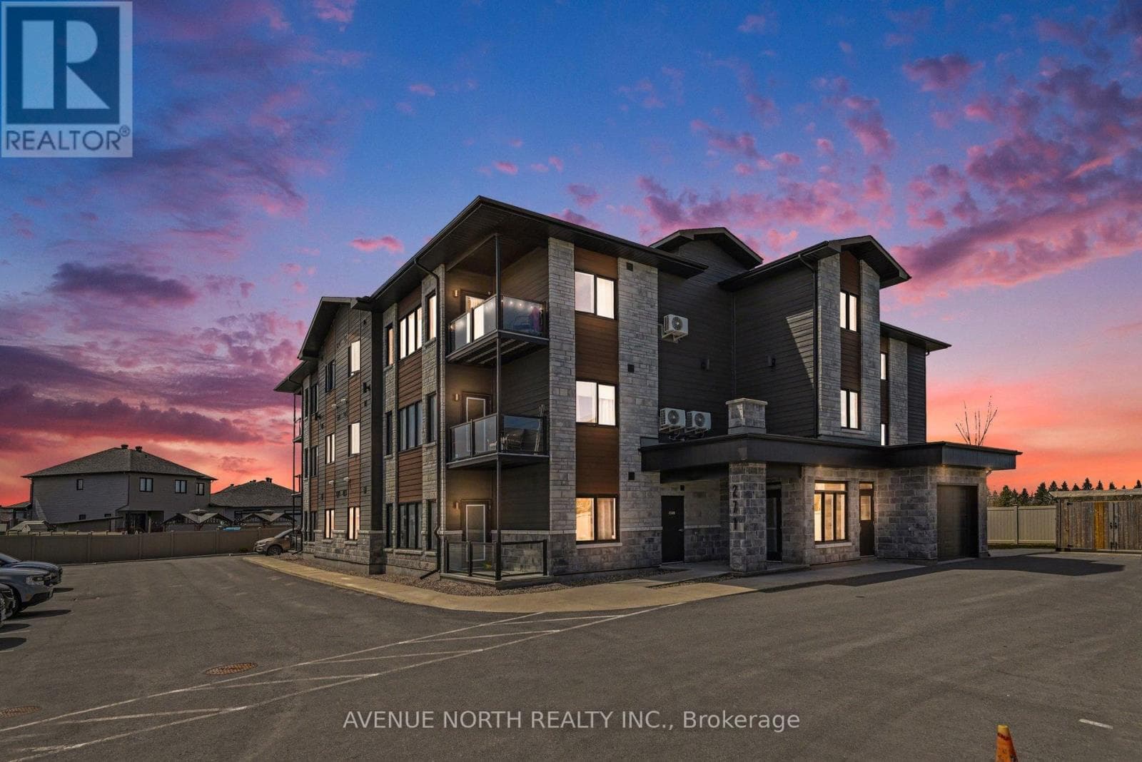 102 - 271 BELFORT STREET in