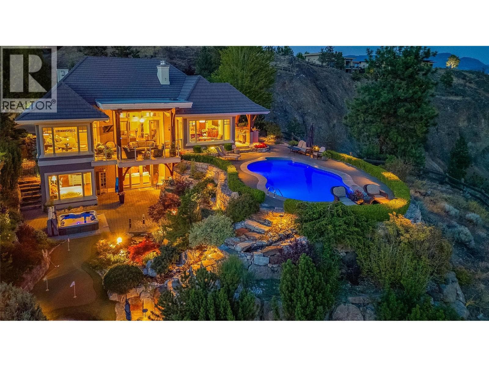 1173 PARKBLUFF LANE in Glenmore - Clifton - Dilworth