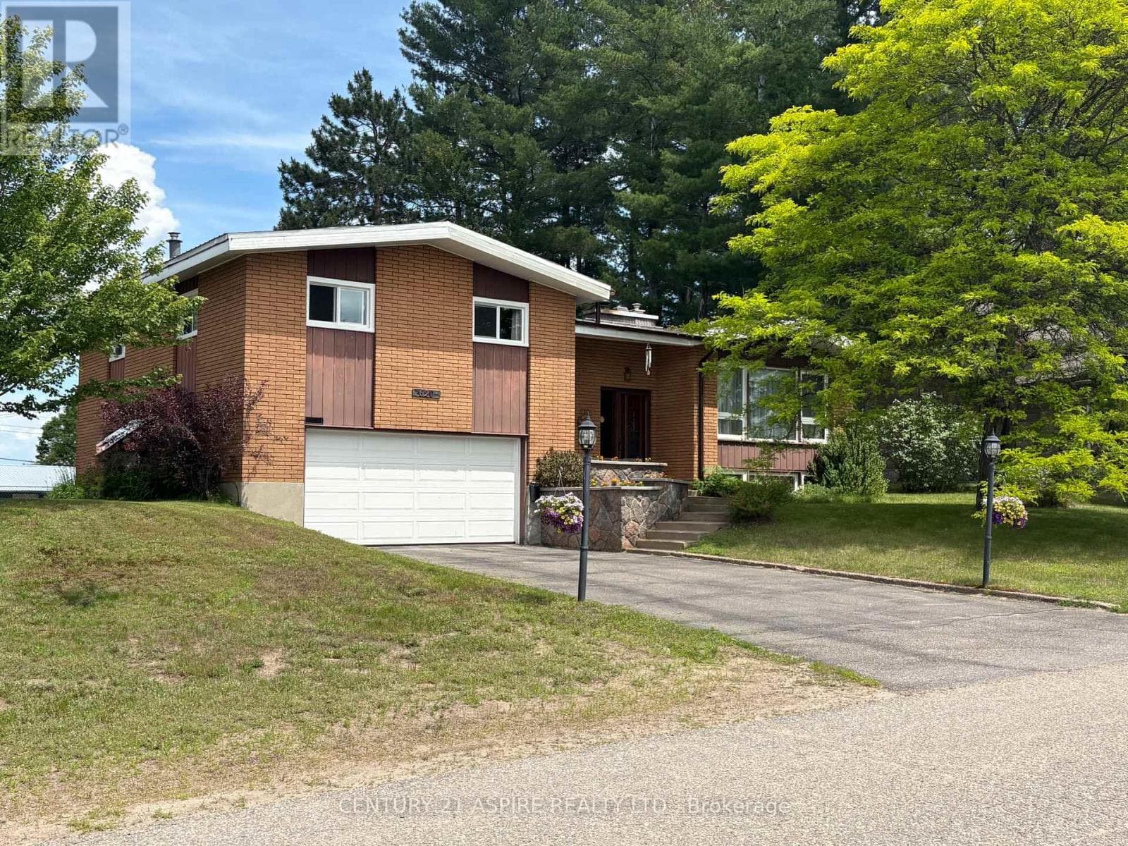 620 BIRCH STREET in