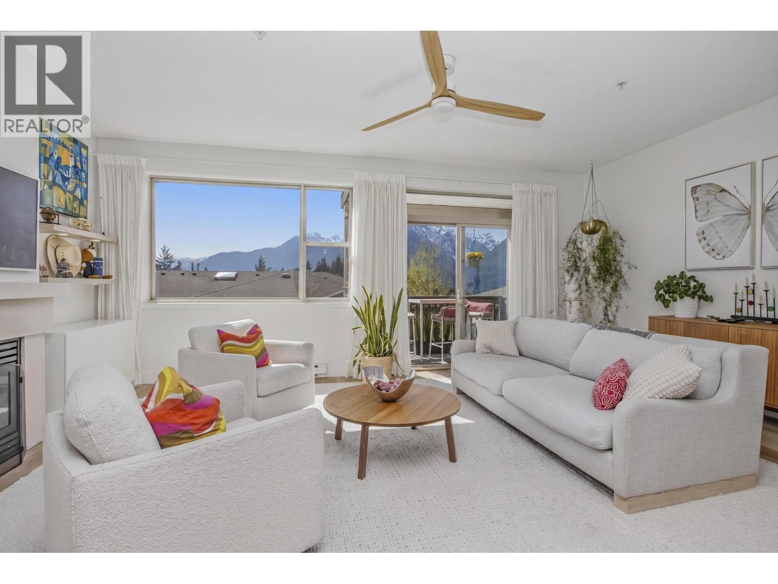 6 1024 GLACIER VIEW DRIVE in