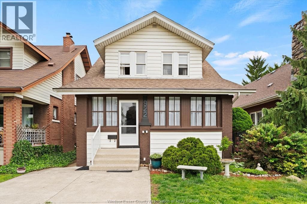 922 LAWRENCE ROAD in East Windsor