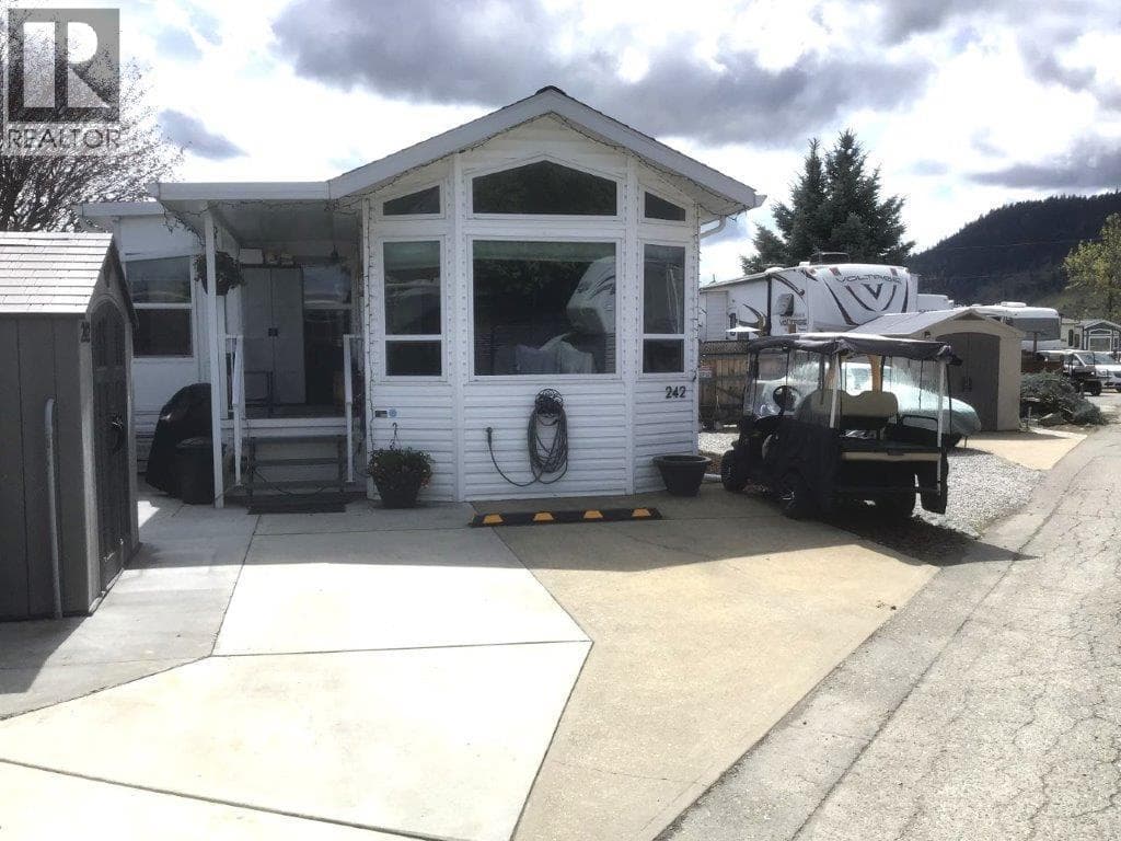 242 415 COMMONWEALTH ROAD in Highway 97