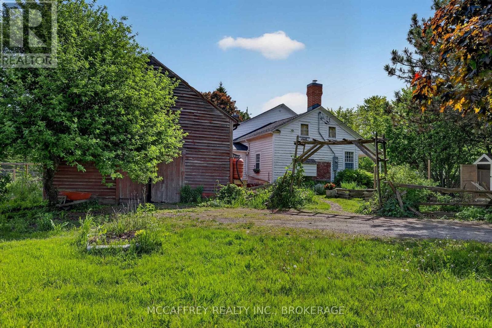 6429 COUNTY RD 2 in