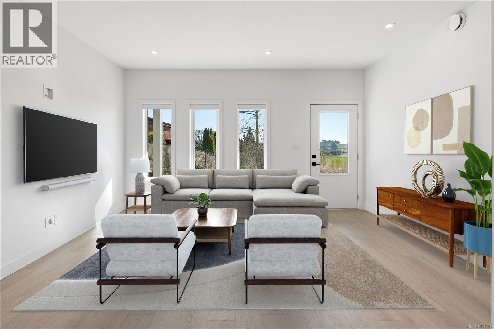 101 7057 Central Saanich Rd in