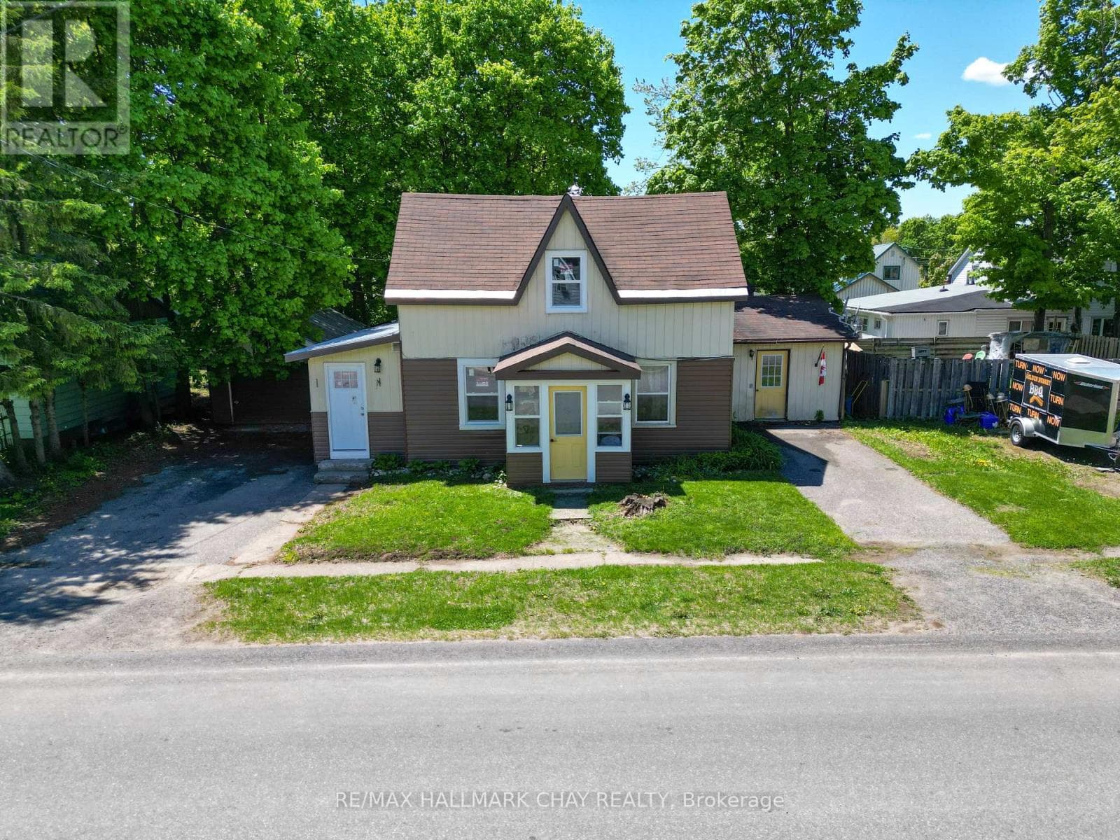635 FIRST STREET SOUTH in