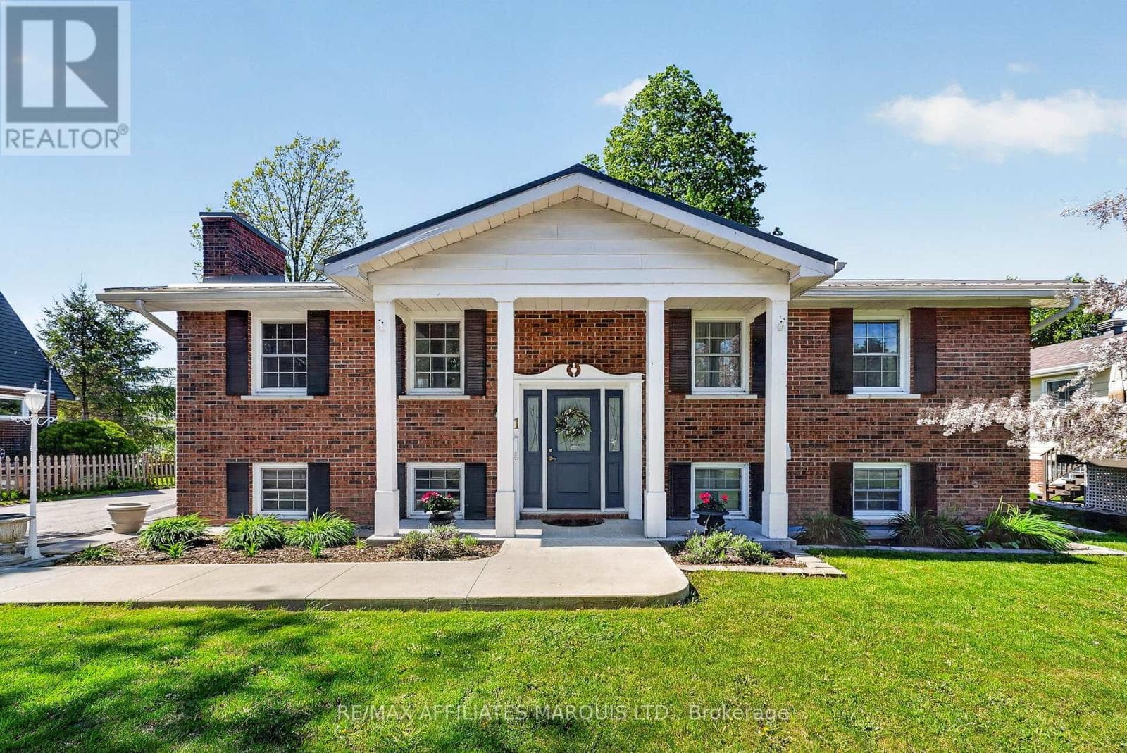 21 SPRUCE STREET in