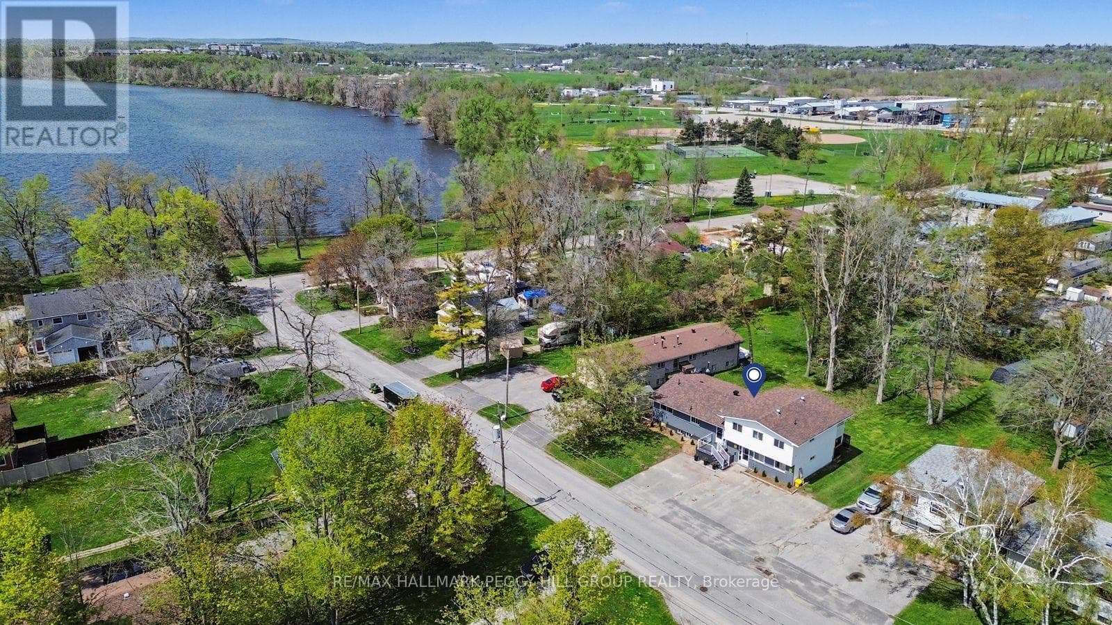 22 OLIVE CRESCENT in
