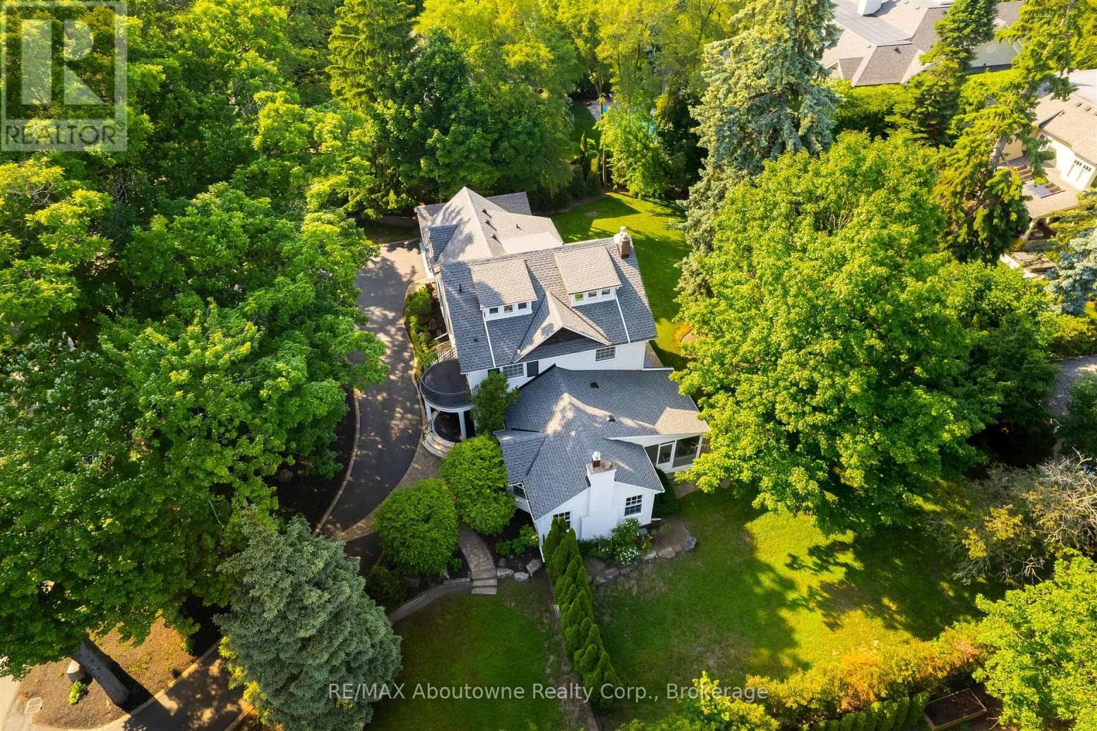 317 GLOUCESTER AVENUE in