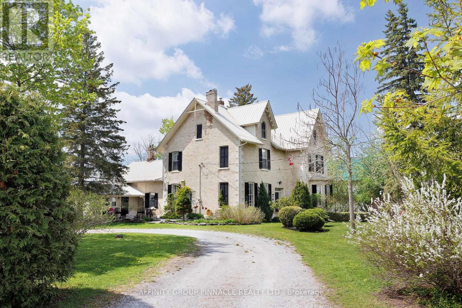 145 KING STREET in Lindsay