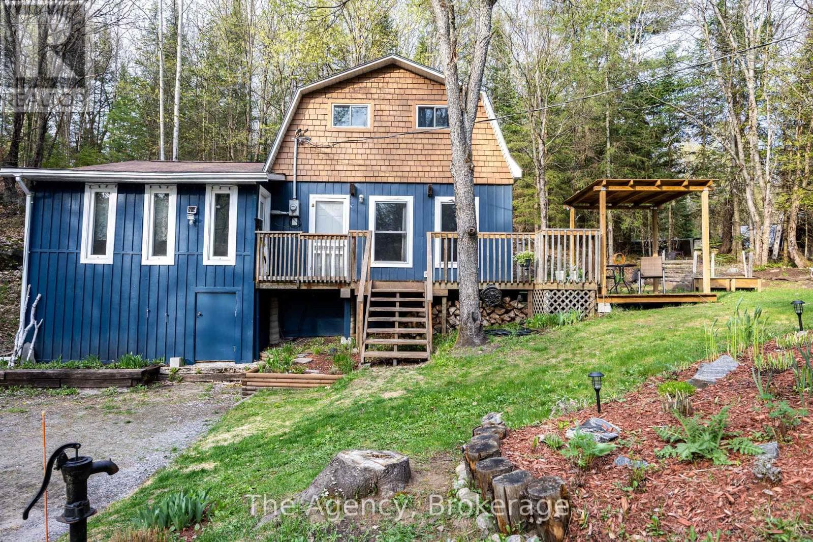 1094 SPRINGDALE PARK ROAD in