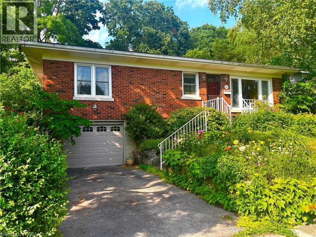 38 SLATER STREET in