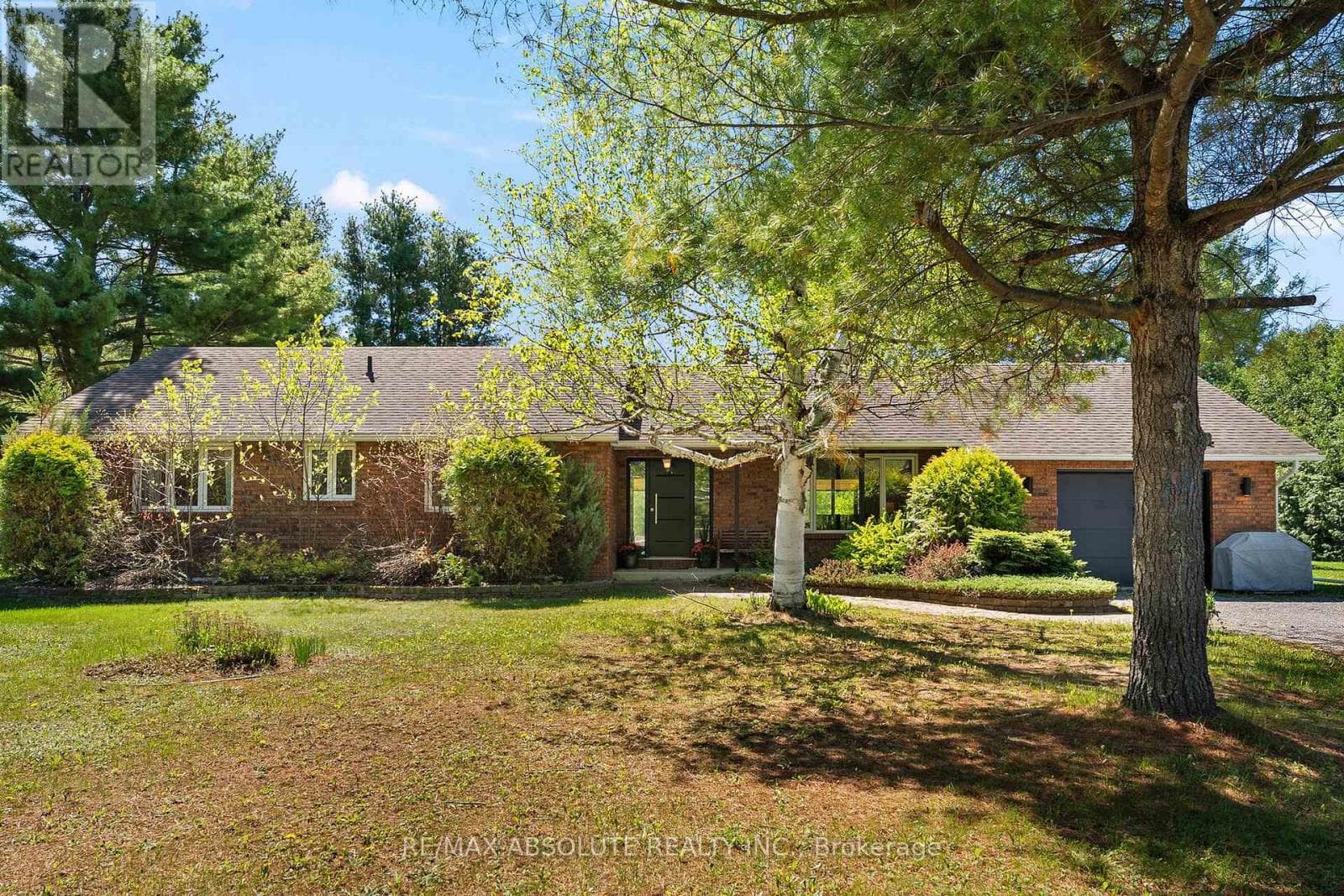 213 CALABOGIE ROAD in