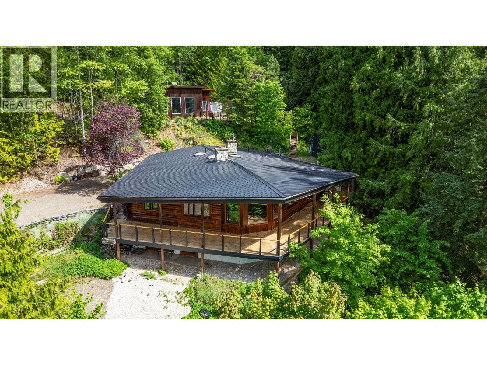 5773 Sunnybrae Canoe Point Road in