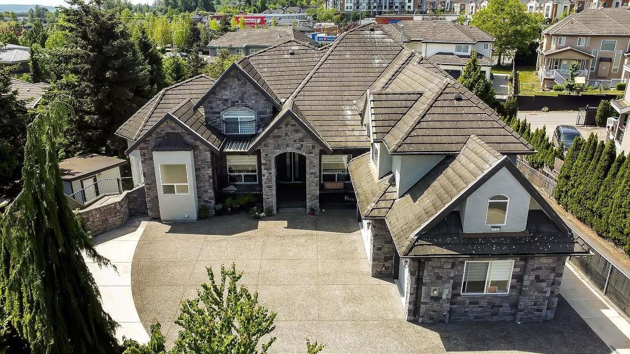5733 KETTLE CRESCENT WEST in