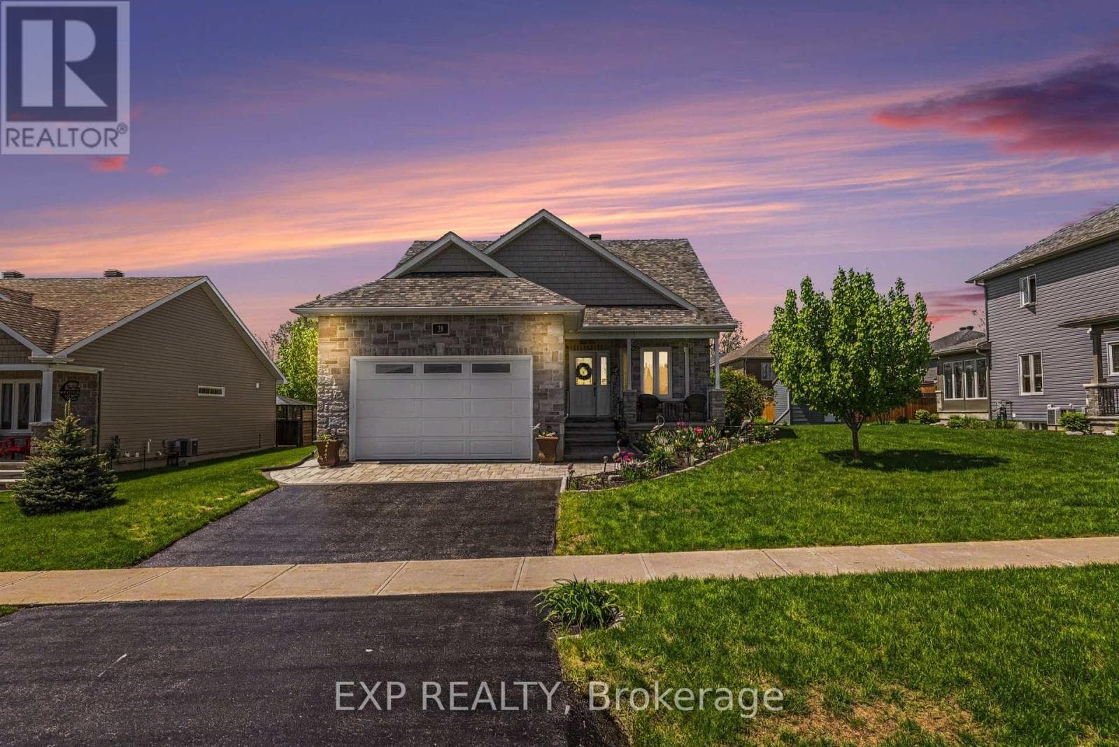 28 JIM BROWNELL BOULEVARD in