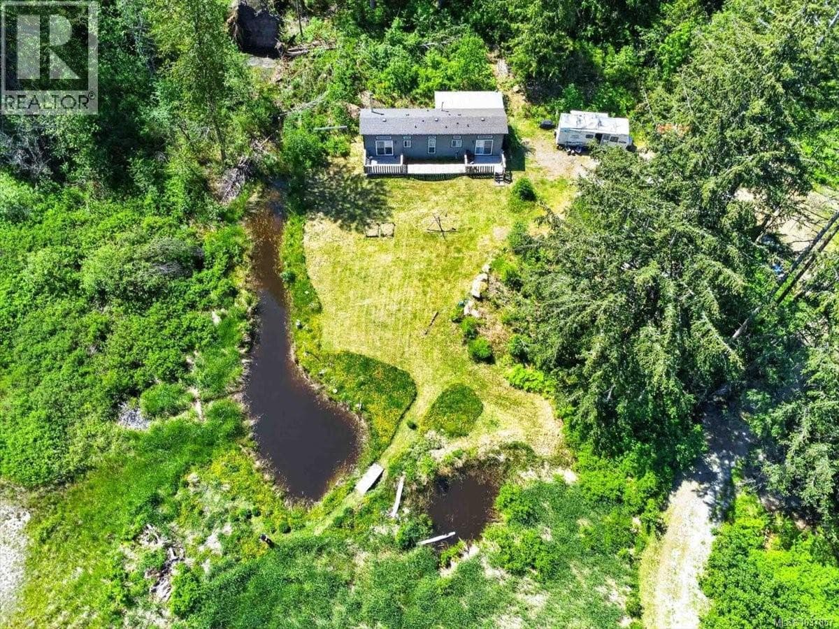 9589 Comox Trail in
