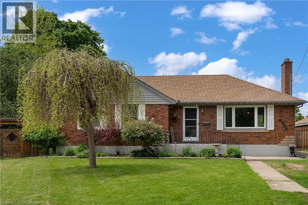 6396 LAURA CRESCENT in