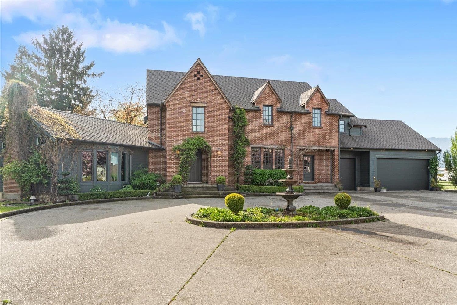10419 MCSWEEN ROAD, Fairfield Island in